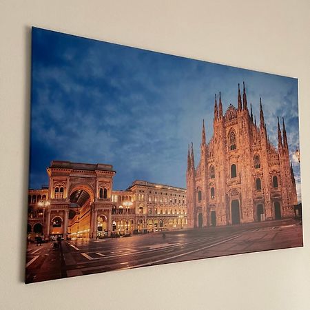 Apartamento Bilocale Zona Navigli Milán Exterior foto