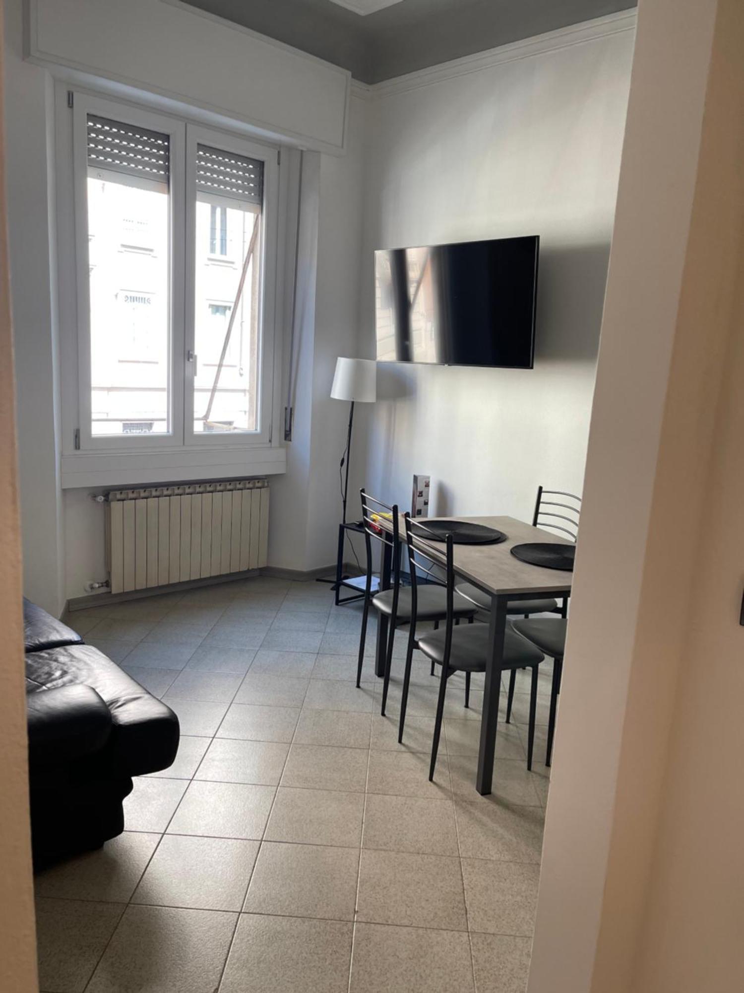 Apartamento Bilocale Zona Navigli Milán Exterior foto