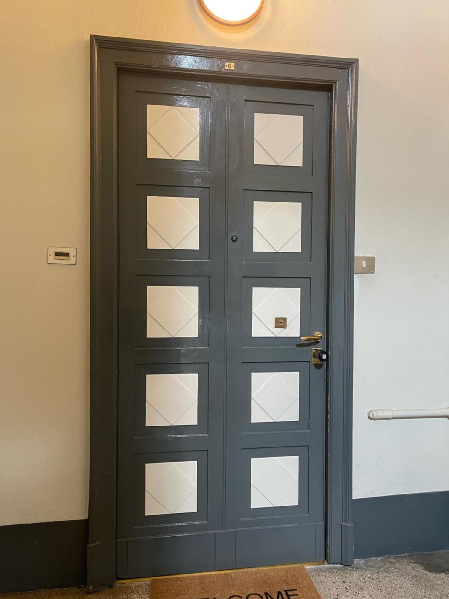 Apartamento Bilocale Zona Navigli Milán Exterior foto
